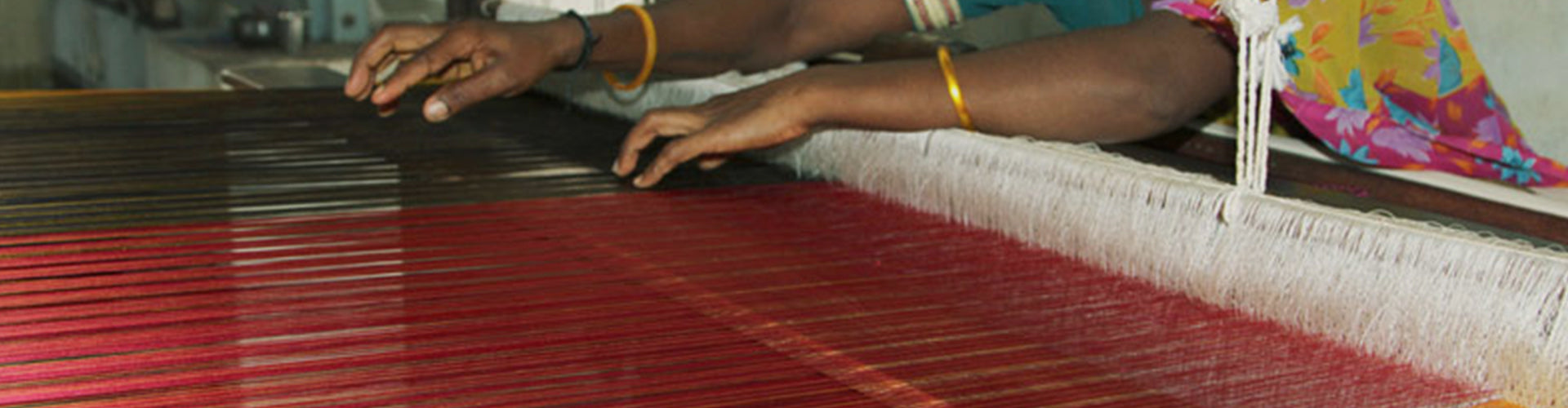      Buy Dola Silk sarees Online at Vastranand