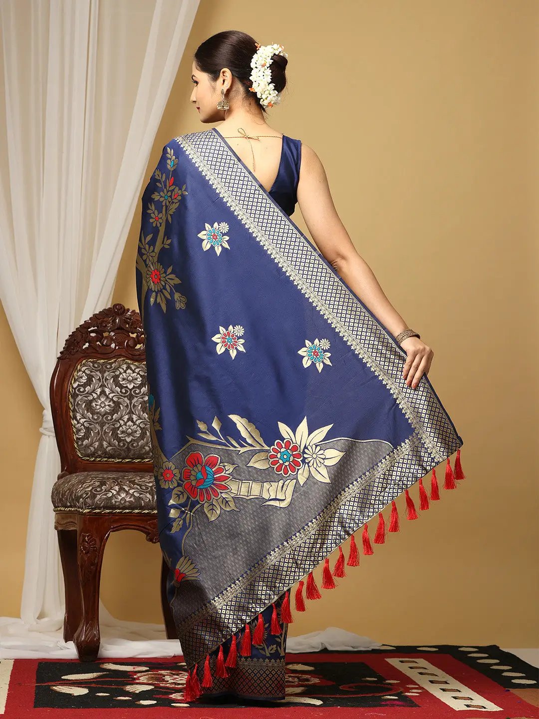 Banarasi Katan Silk Saree With Zari Butti
