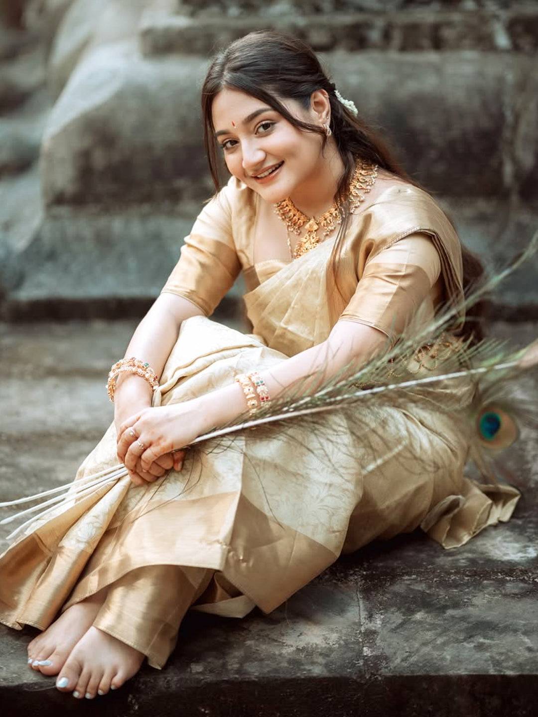 Regal Gold Kanjivaram Tissue Saree