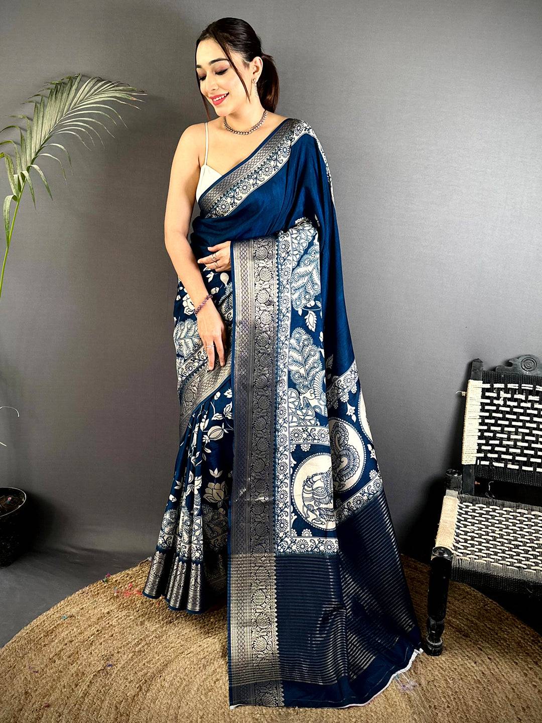 Opulent Self Zari Chex Viscose Dola Saree