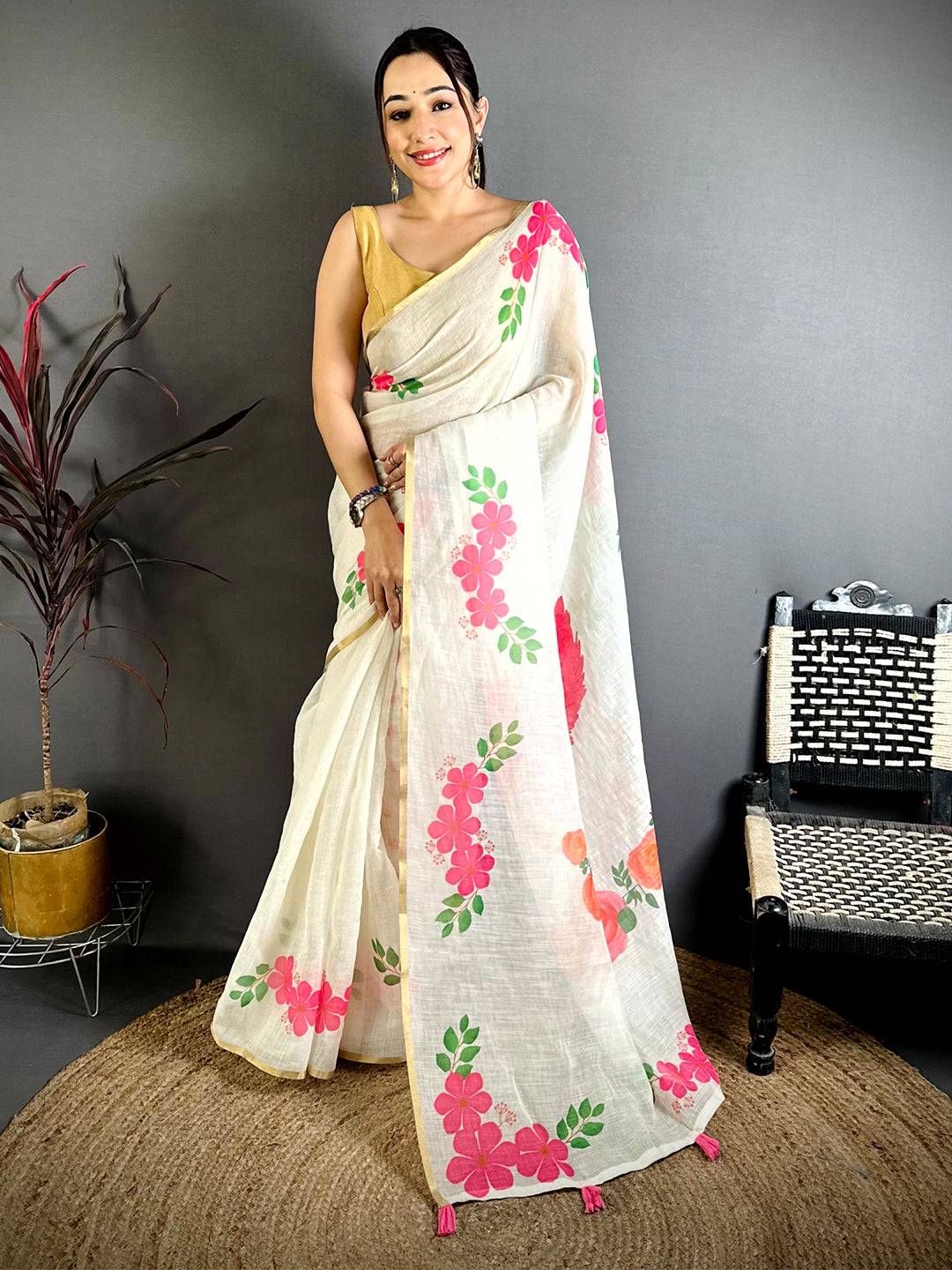 Angle Digital Print Linen Saree