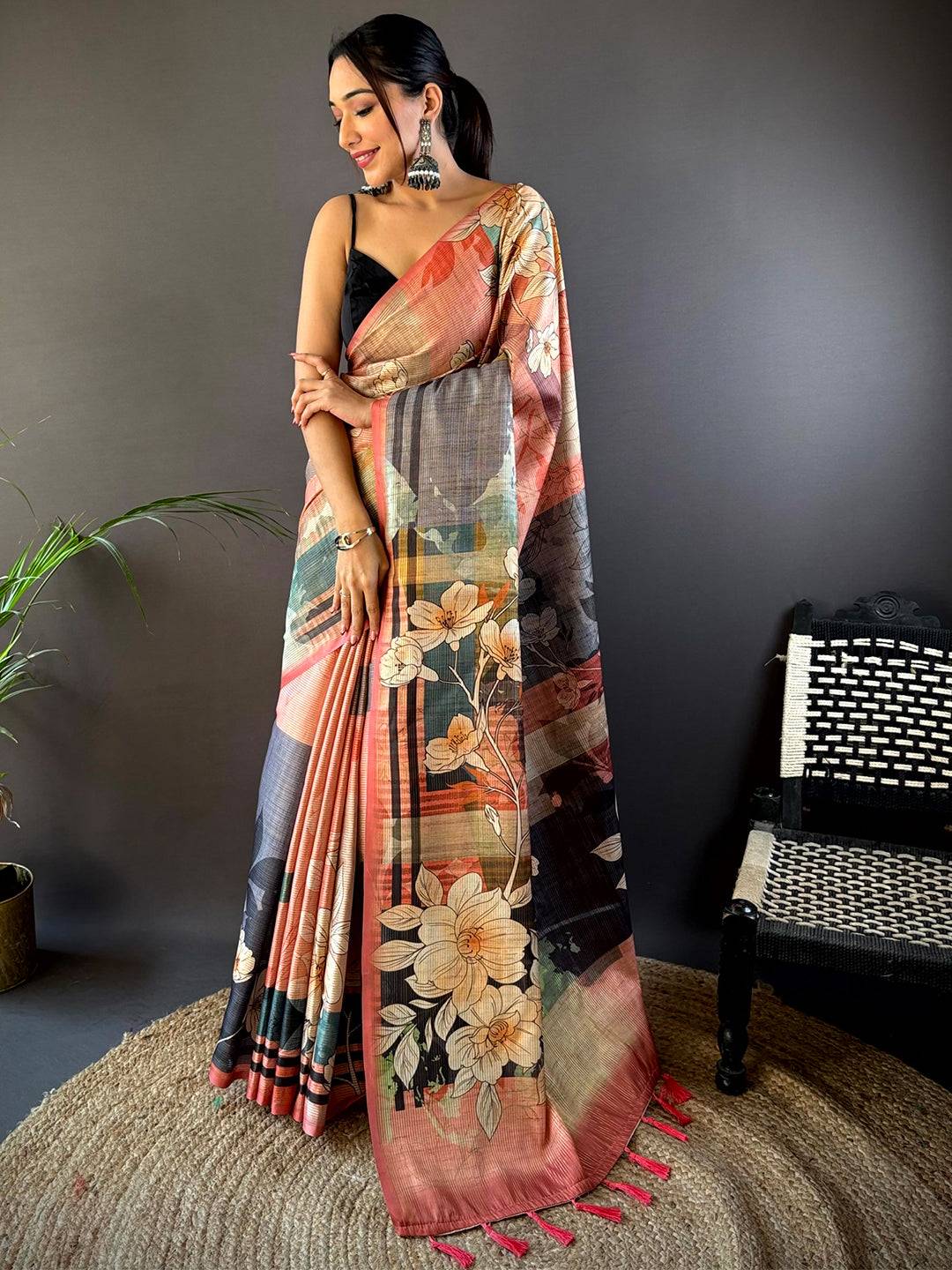 Pink Semi-Gold Zari Abstract Tussar Saree