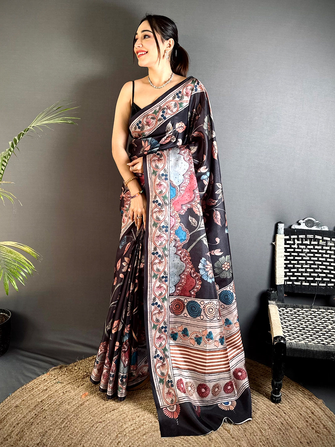 Stylish Dark Floral Soft Tussar Saree