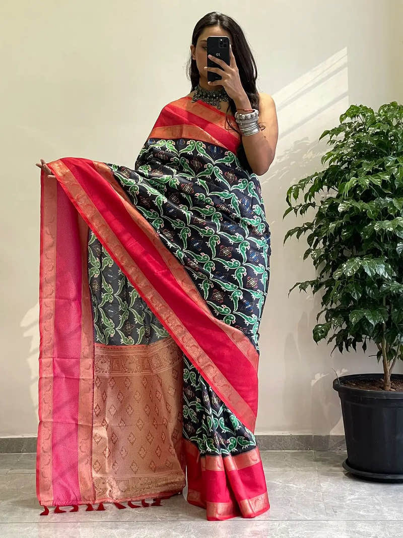 Attractive Soft Silk Gadwal Border Pochampally Print Saree