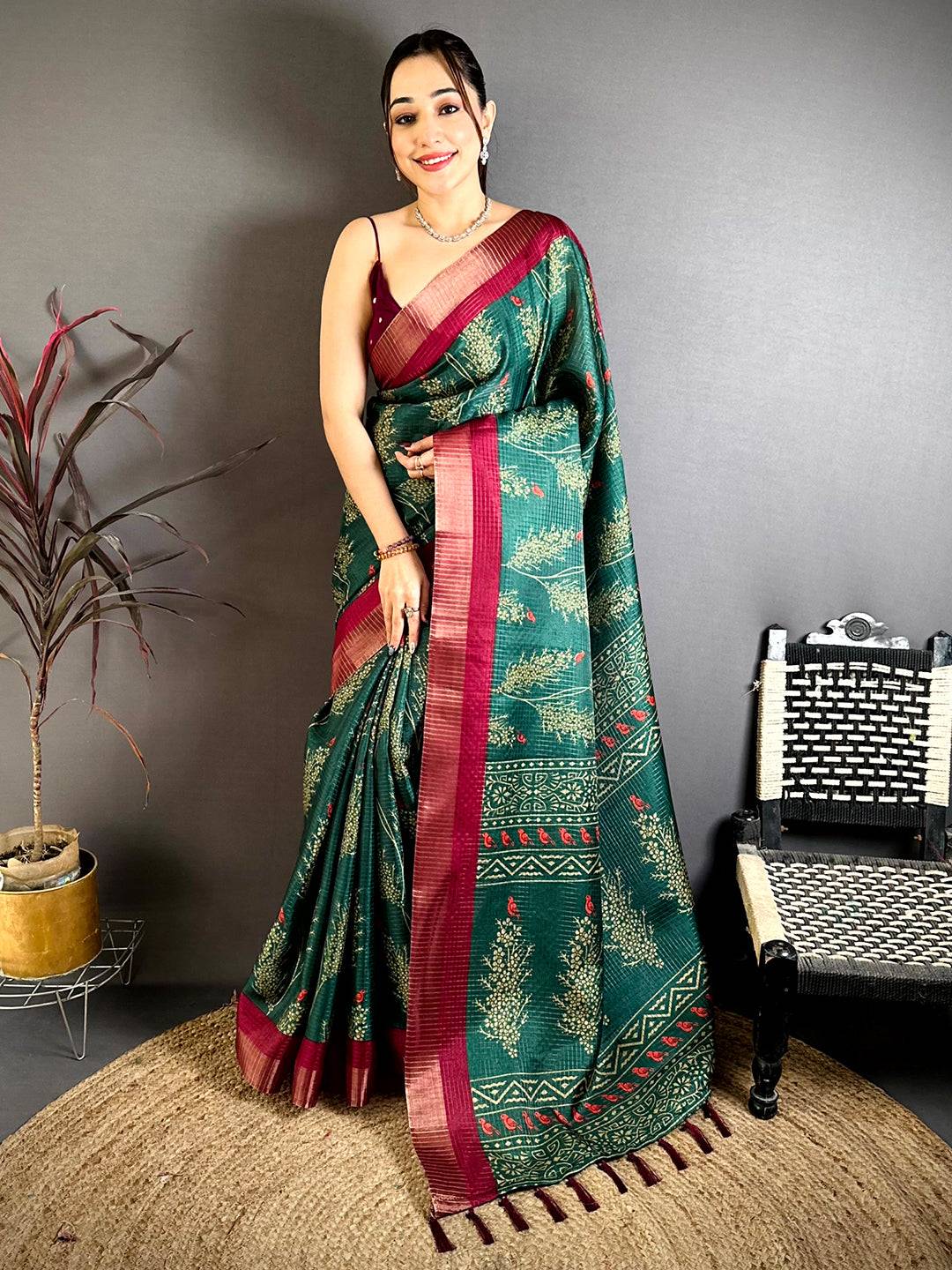 Green Tussar Zari Chex Bird Motif Saree