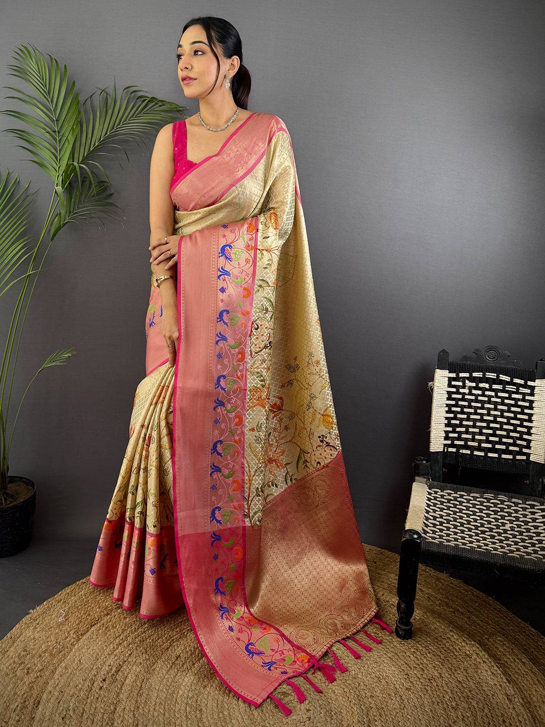 Heritage Kora Muslin Floral Kalamkari Saree