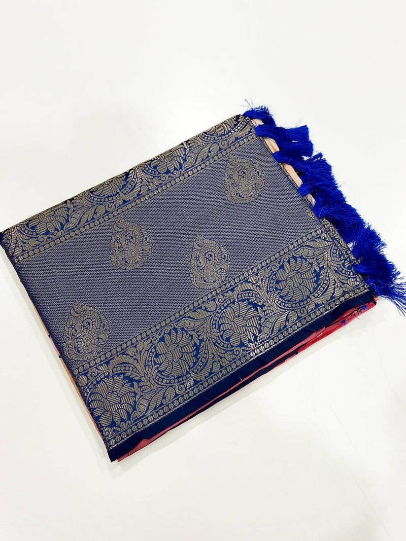 Artistic Floral Fantasy Banarasi Silk Saree