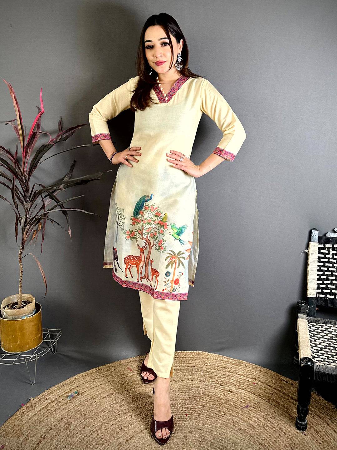 Elegant Mughal Butta Cotton Kurti