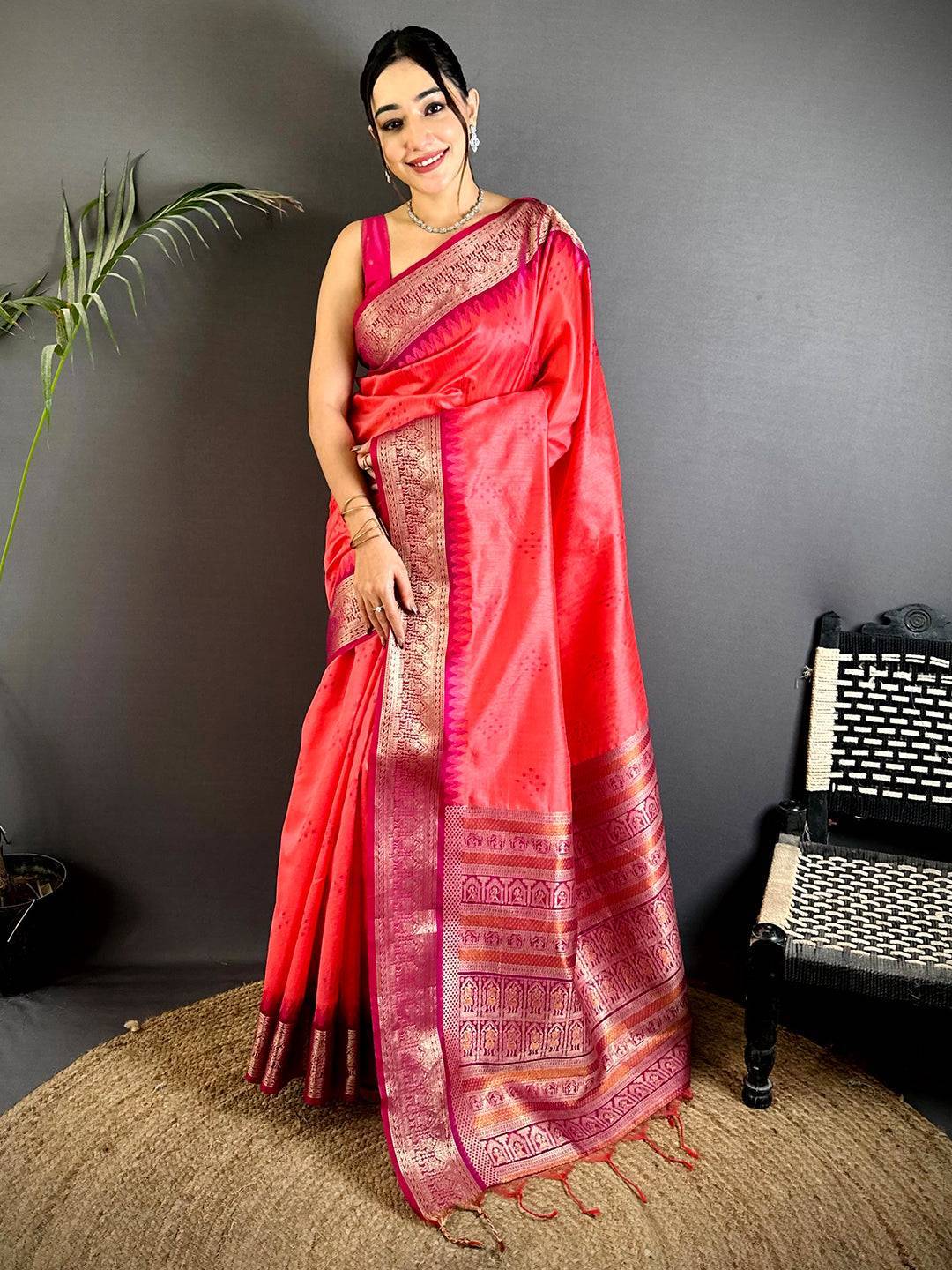 Pink Bandhej Weave Kanchi Pattu Saree
