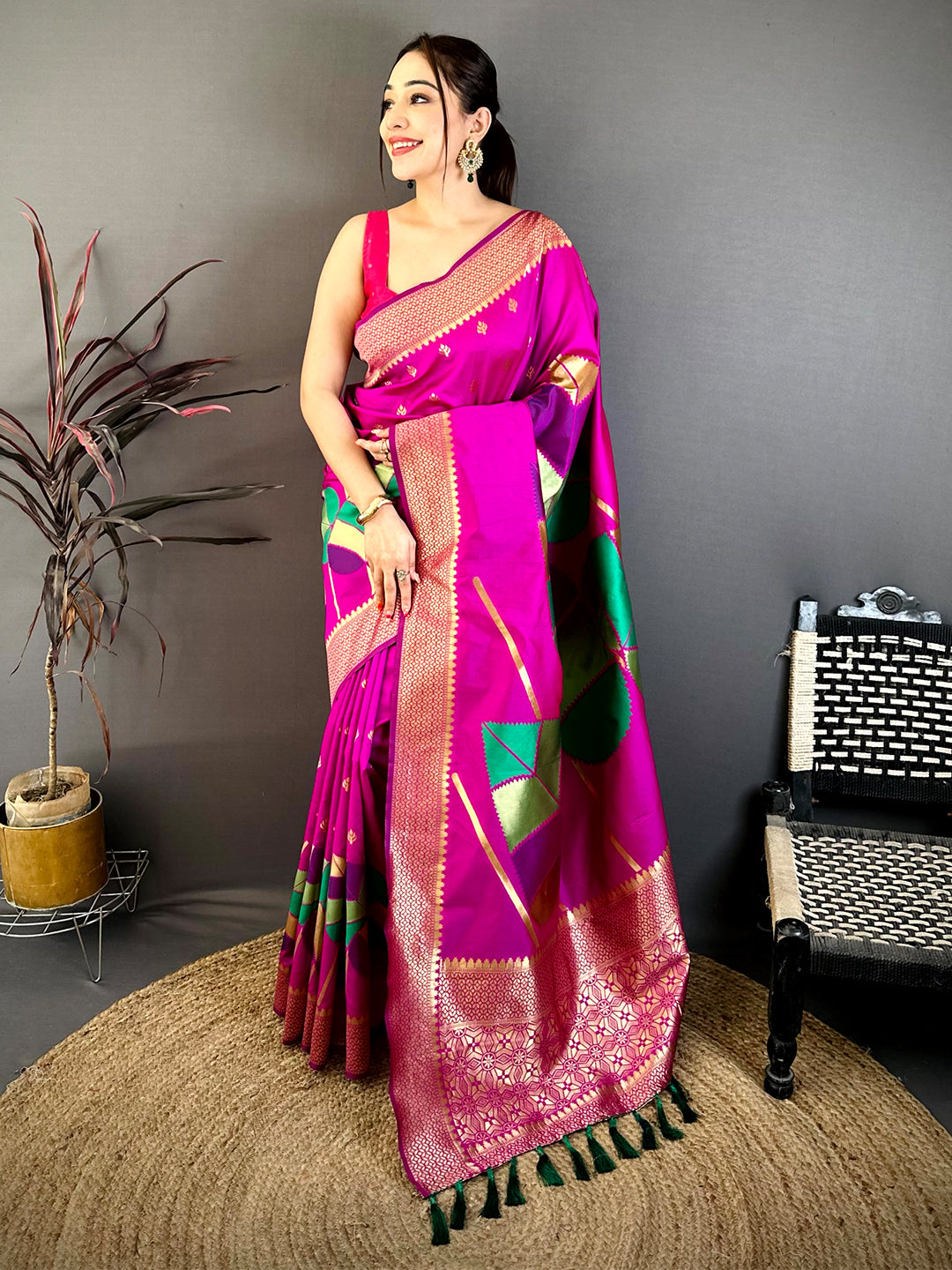 Rani Banarasi Katan Silk Minakari Saree