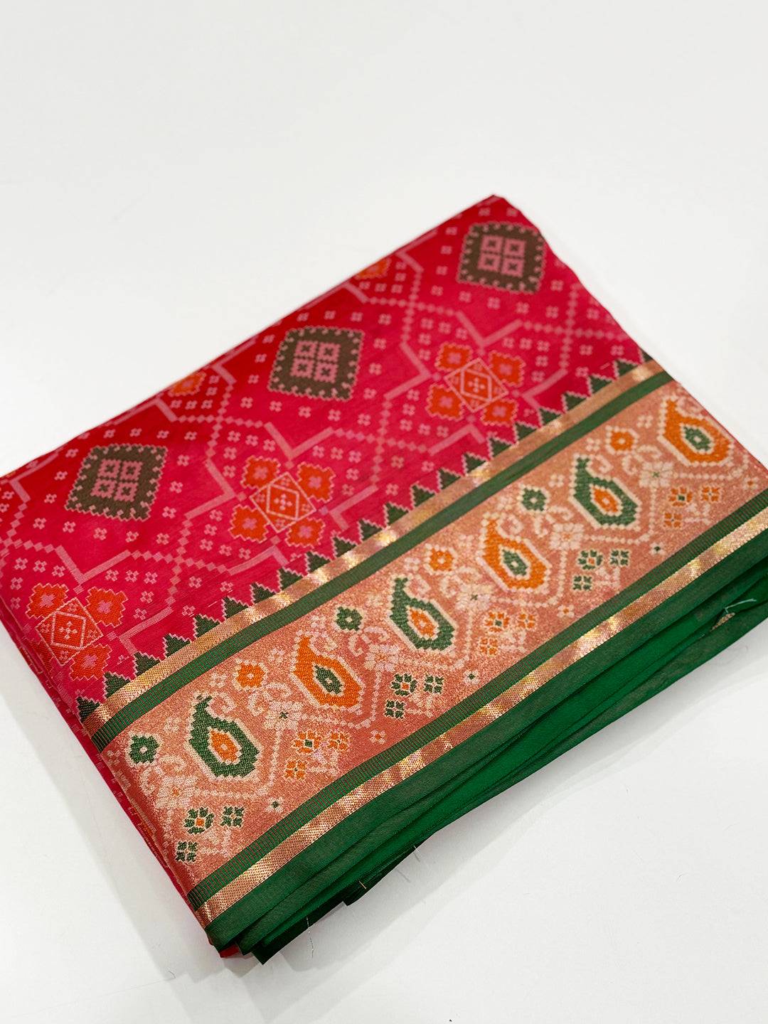 Gajri Soft Silk Saree With Patola Weaving