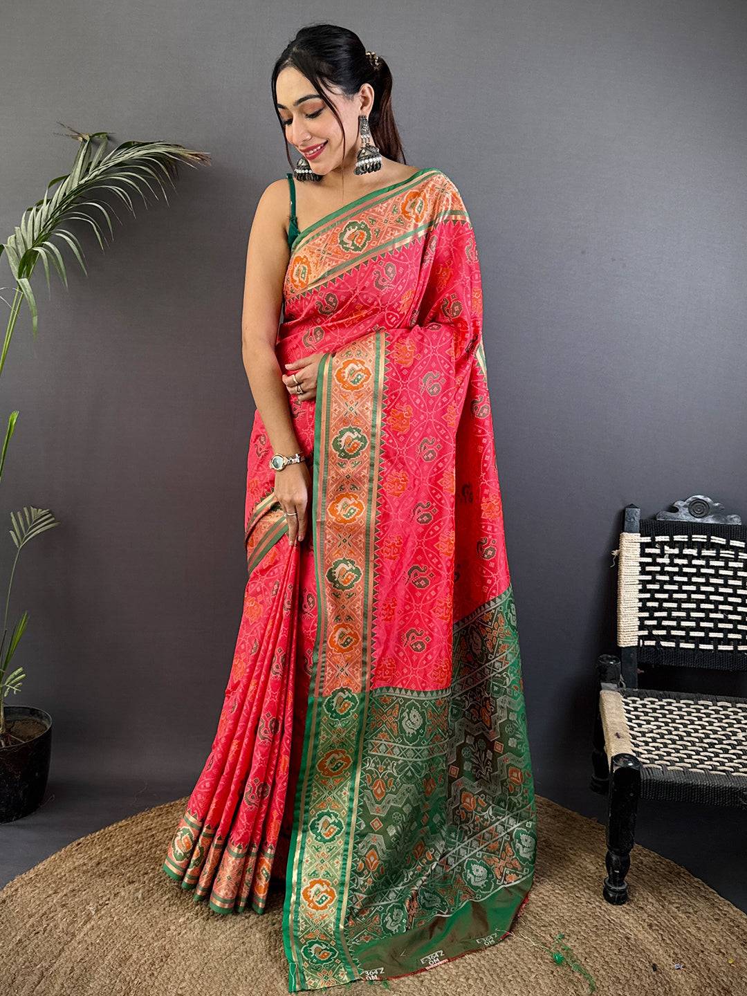 Elegant Gajri Pochampally Patola Silk Saree