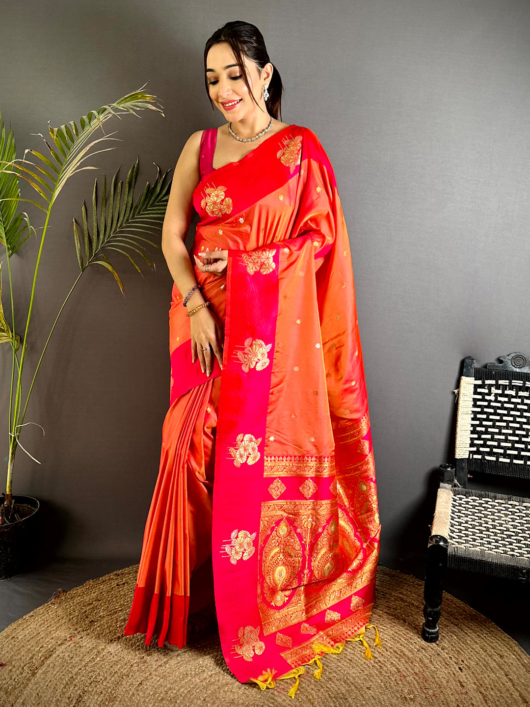 Opulent Soft Silk Sona Chandi Zari Saree