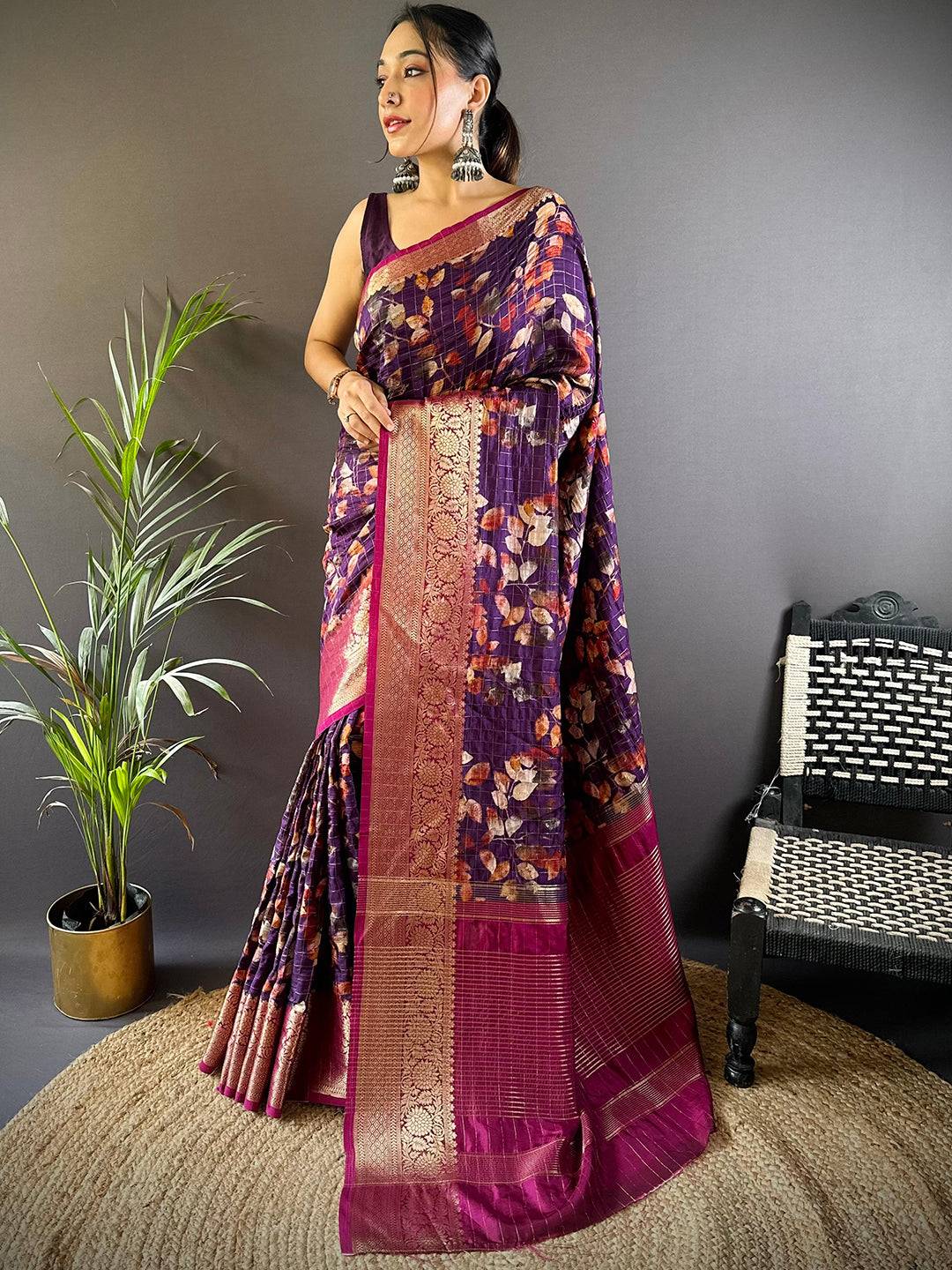 Floral Radiance Viscose Saree
