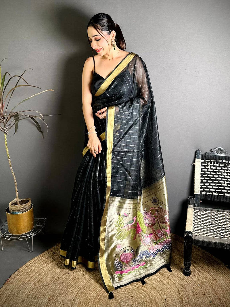 Stylish Bird Concept Rich Pallu Saree