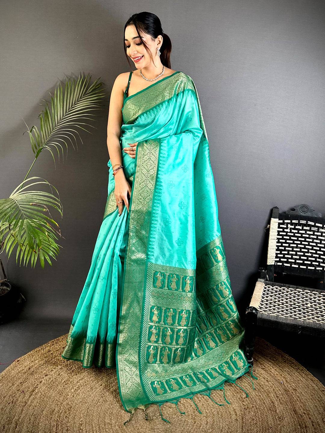 Rama Crystal Raw Silk Kanchi Pattu Saree
