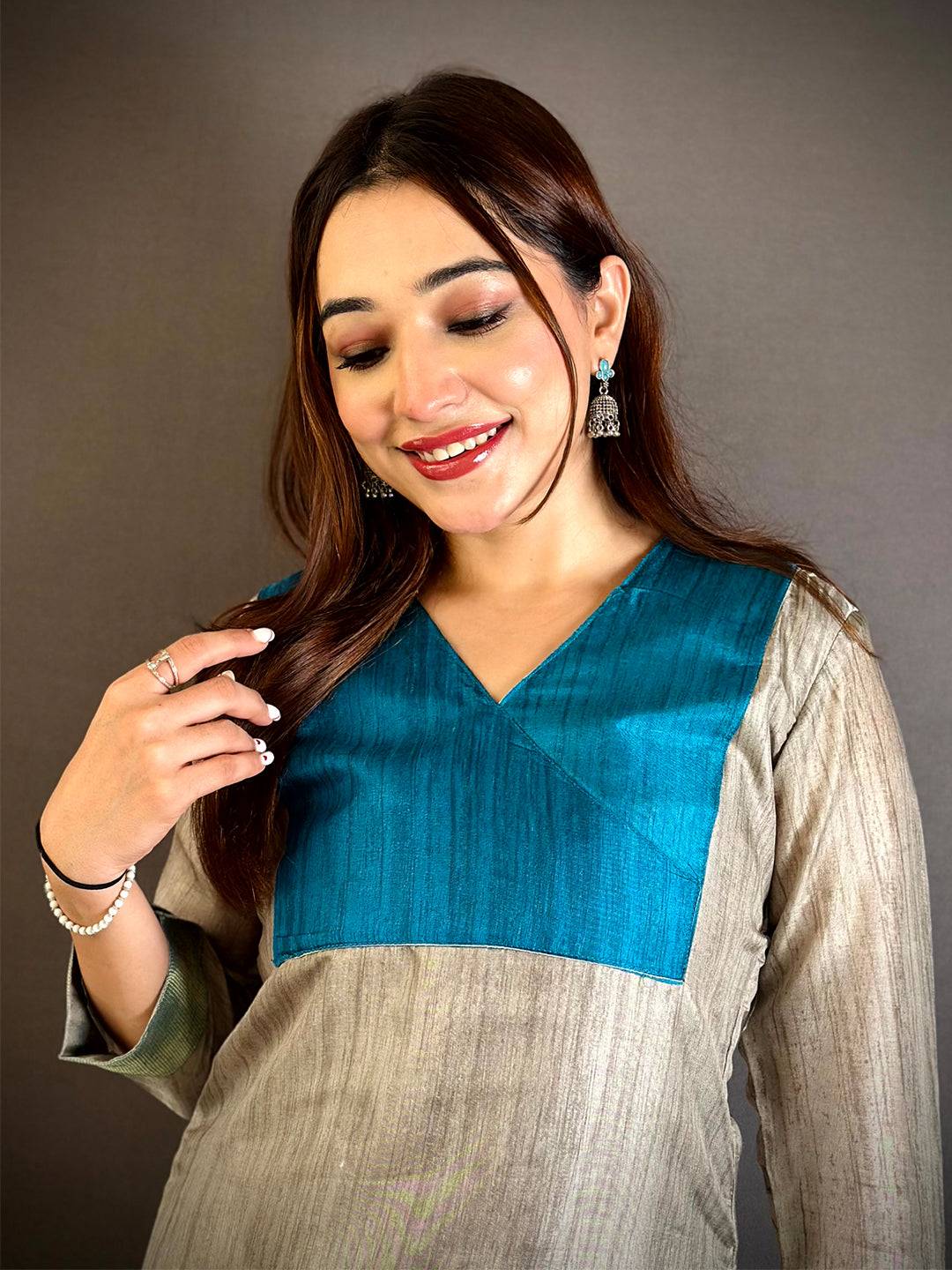 Elegant Soft Dola Silk V-Neck Flared Kurti