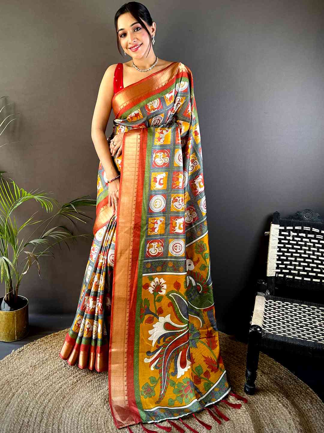 Grey Soft Silk Kalamkari Check Floral Print Saree