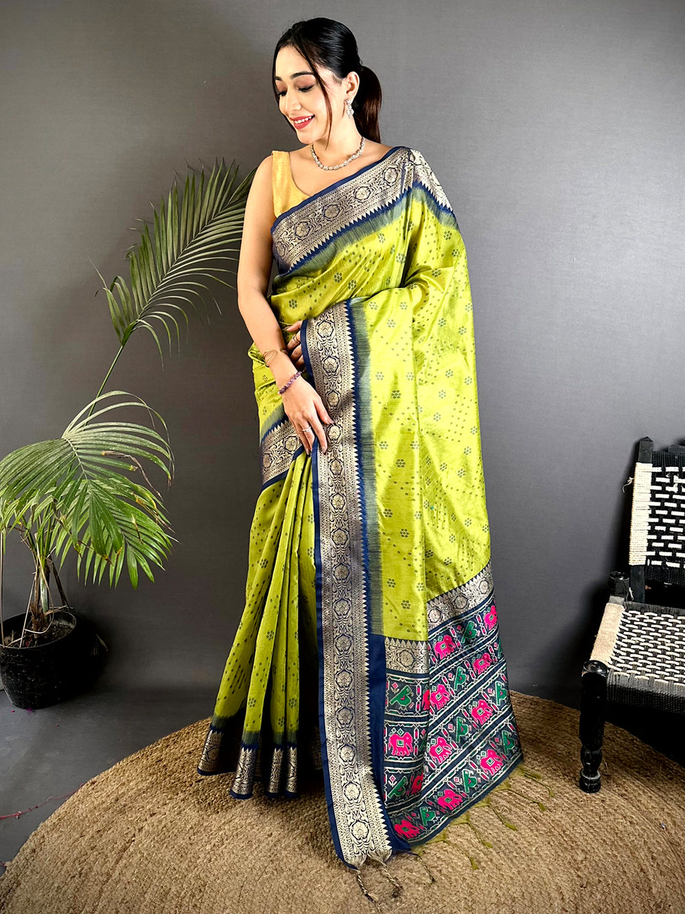 Green Bandhej Pochampally Raw Silk Saree