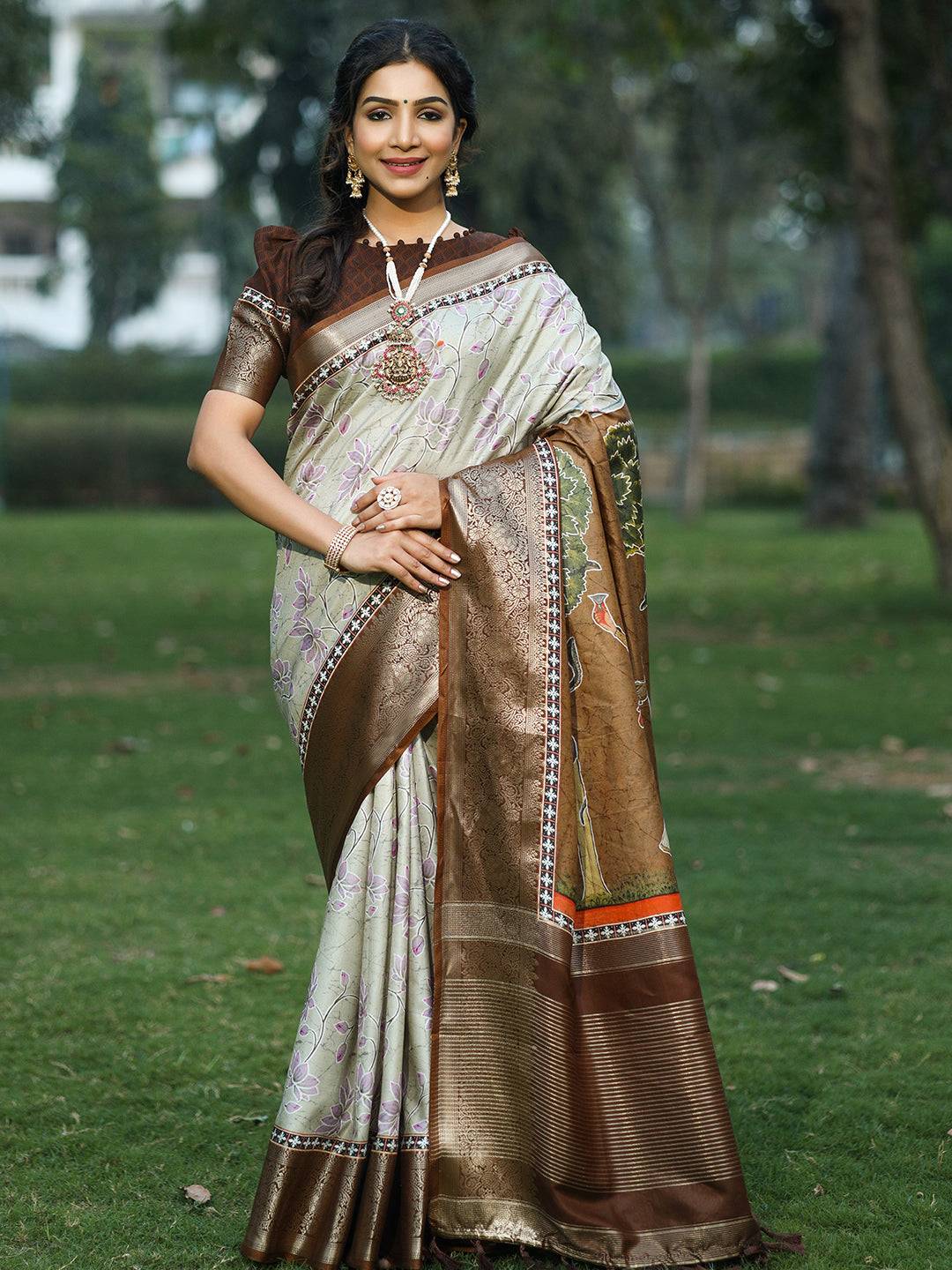 Silver Batik Pen kalamkari Saree With Zari Weaving Pallu