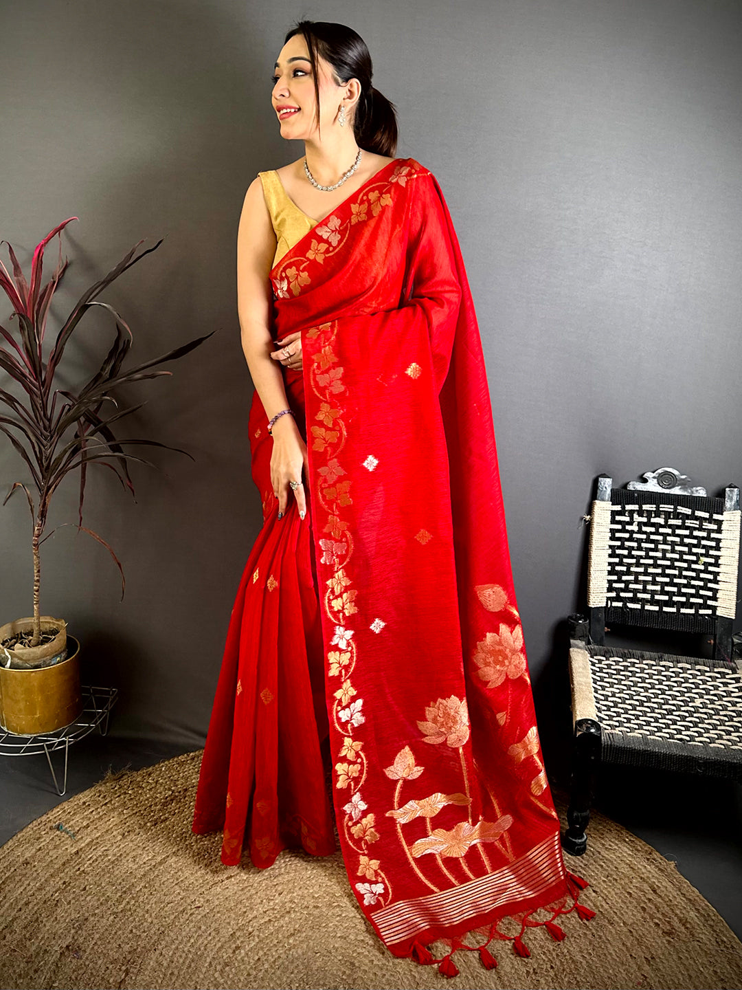 Red Sona Chandi Munga Saree