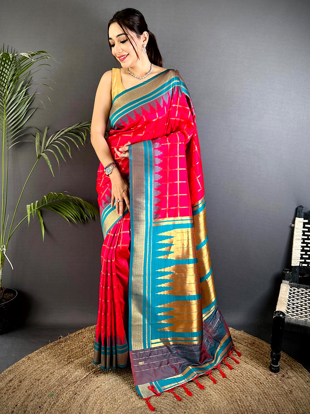 Opulent Dual Tone Gold Zari Saree