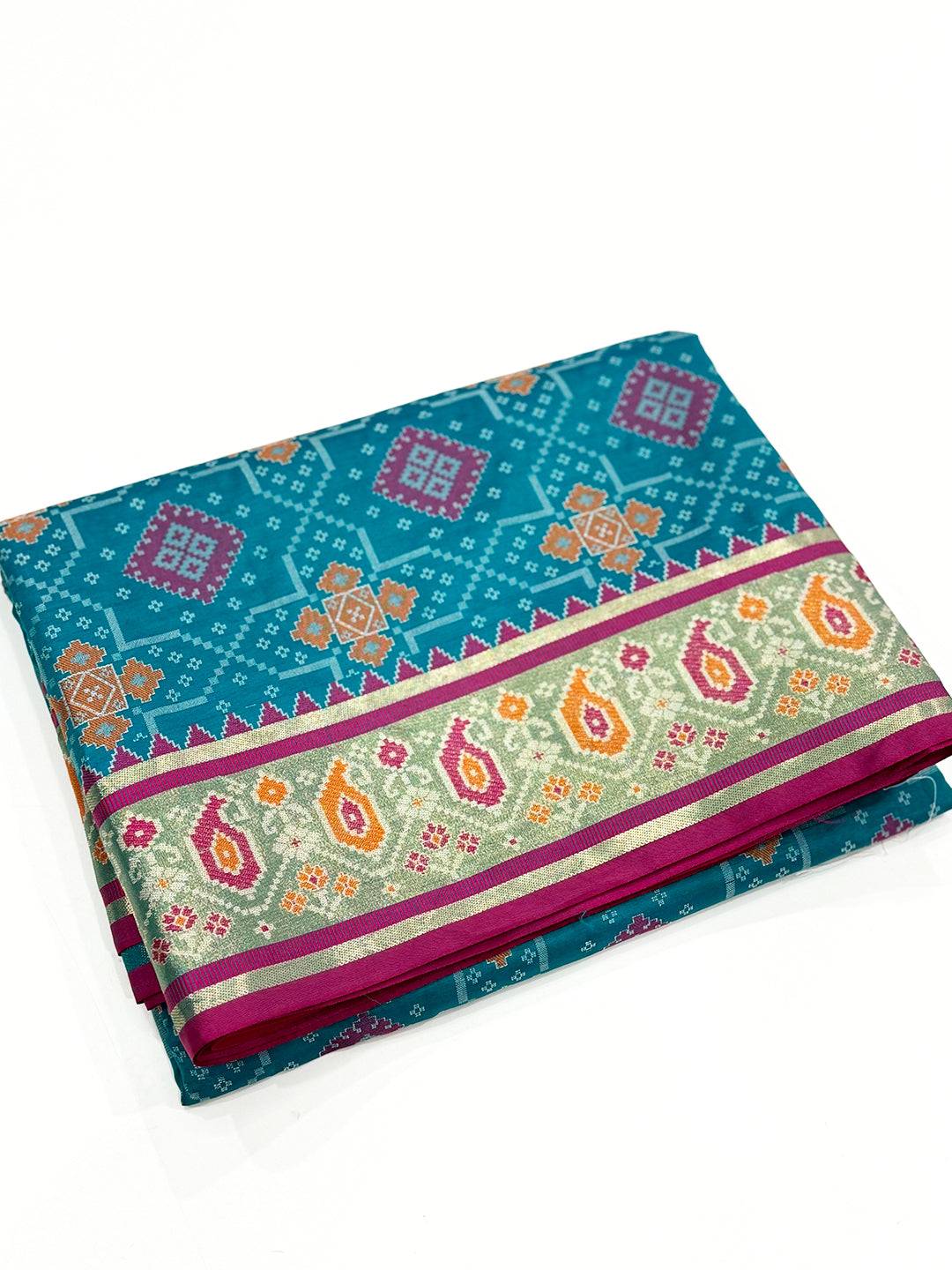 Rama Soft Silk Saree With Patola Weaving