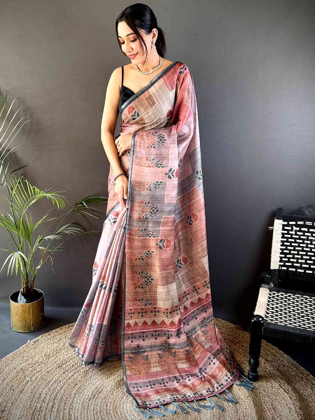 Dusty Rose Tissue Chanderi Geometric Floral Saree