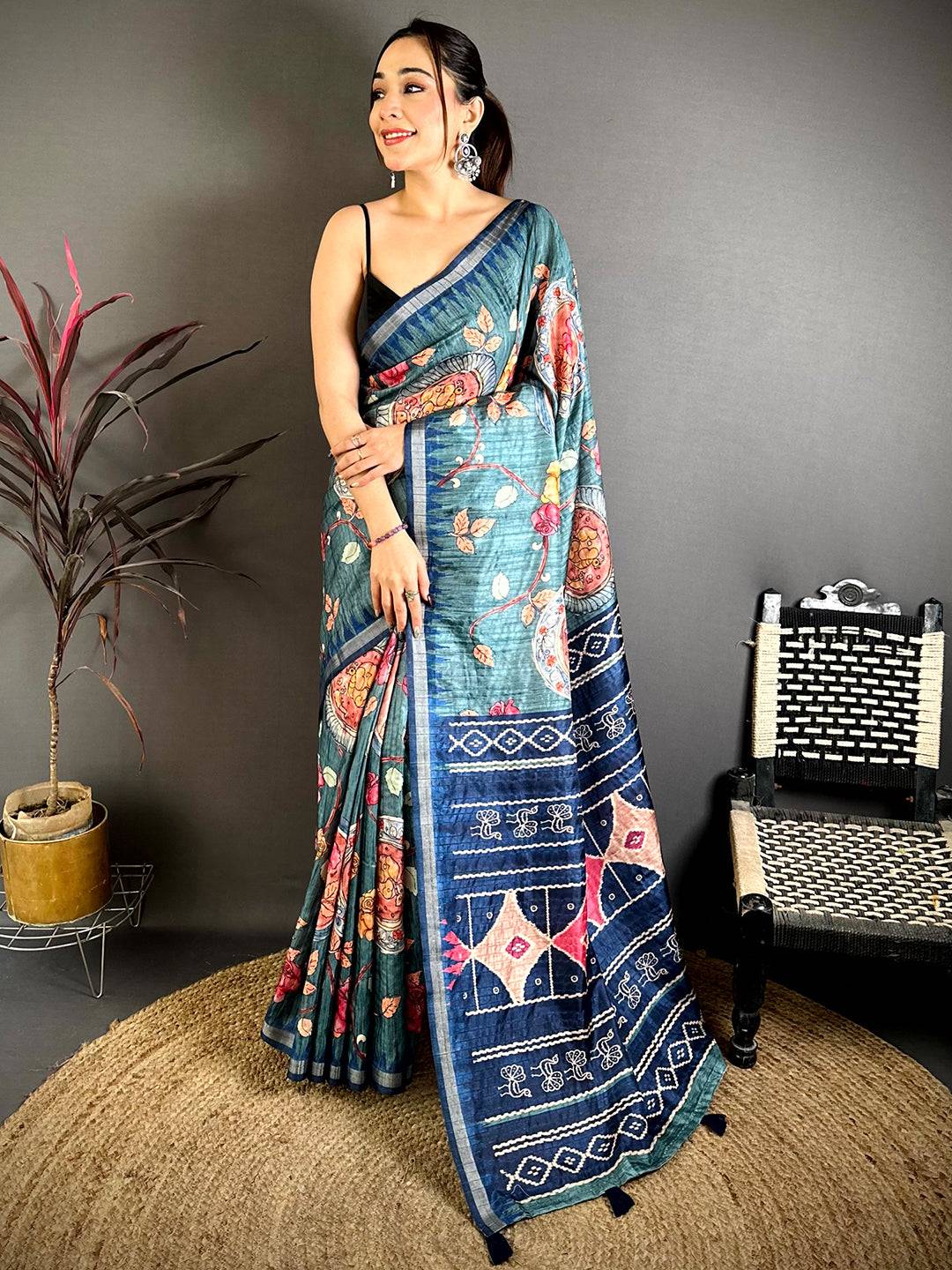 Royal Pochampally Art Pallu Tussar Saree