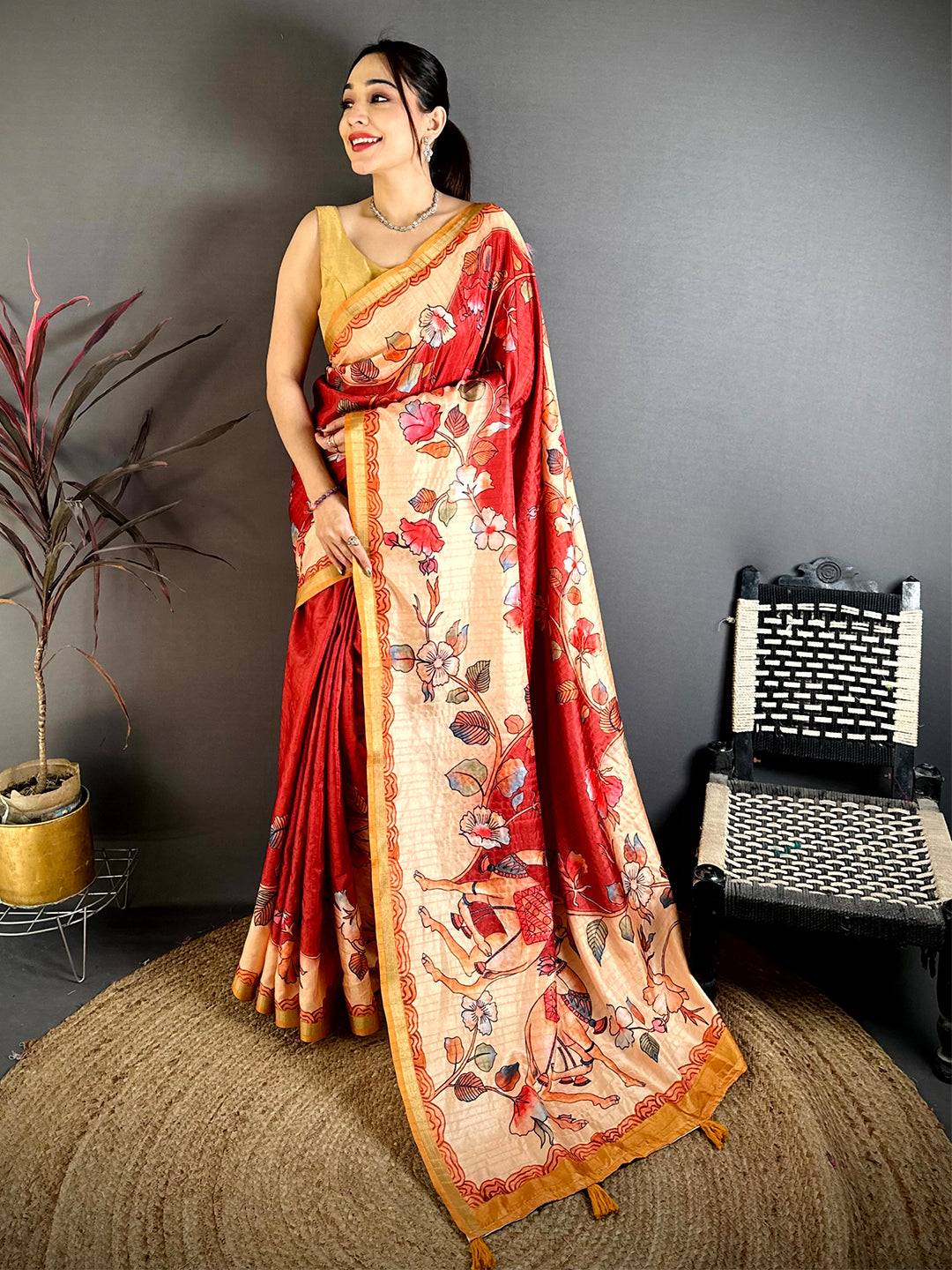 Majestic Kalamkari Art Print Saree