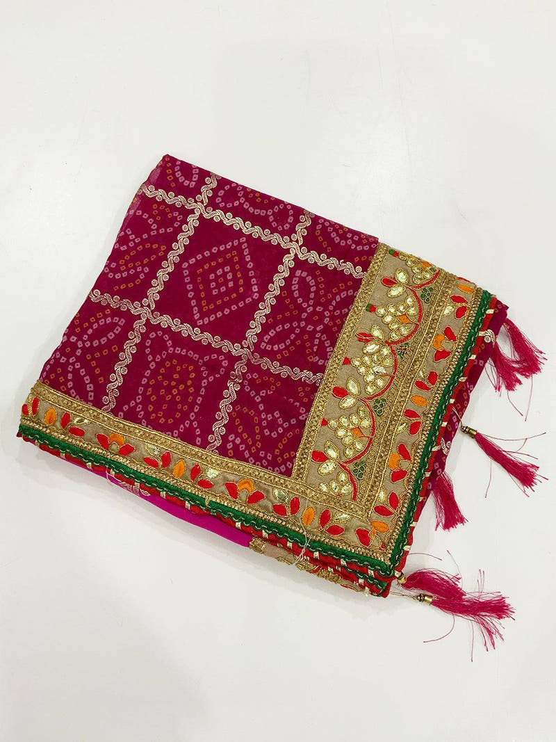Glamorous Chiffon Foil Bandhani Saree