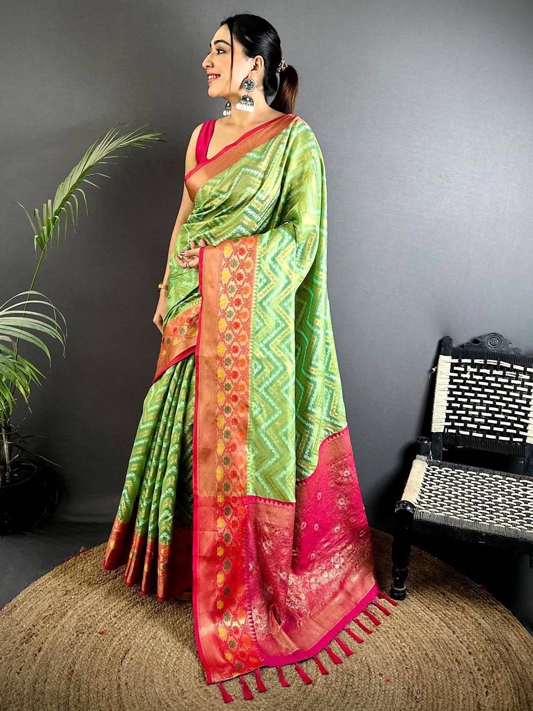 Green Banarasi Zic Zac Katan Silk Saree