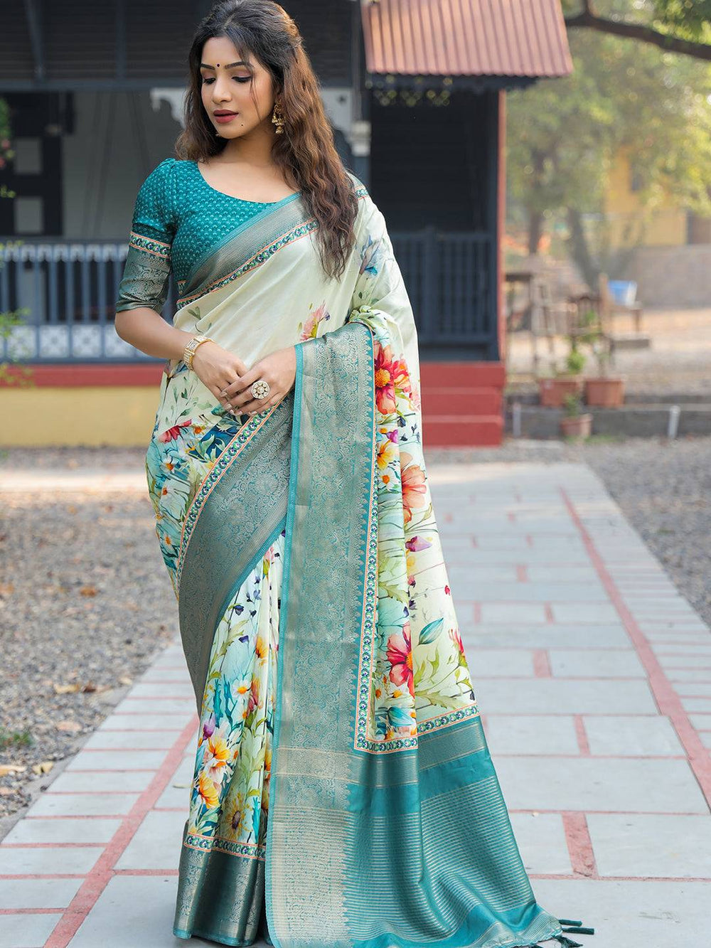 Light Green Colour Phulkari Design Zari Weaving Pallu Saree