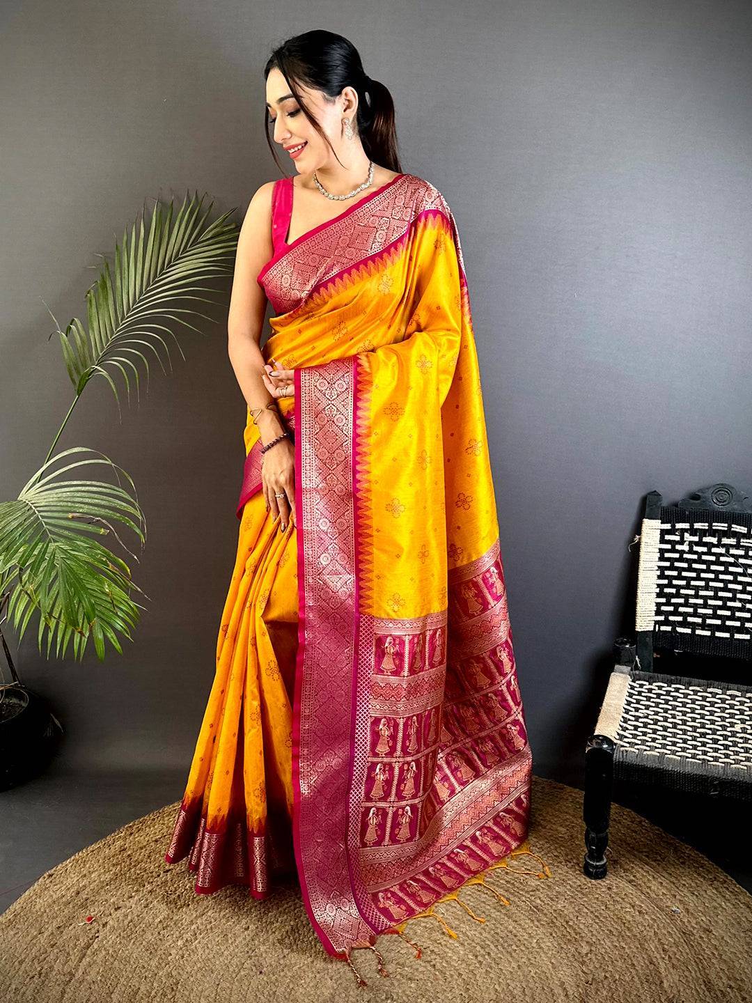 Yellow Crystal Raw Silk Kanchi Pattu Saree