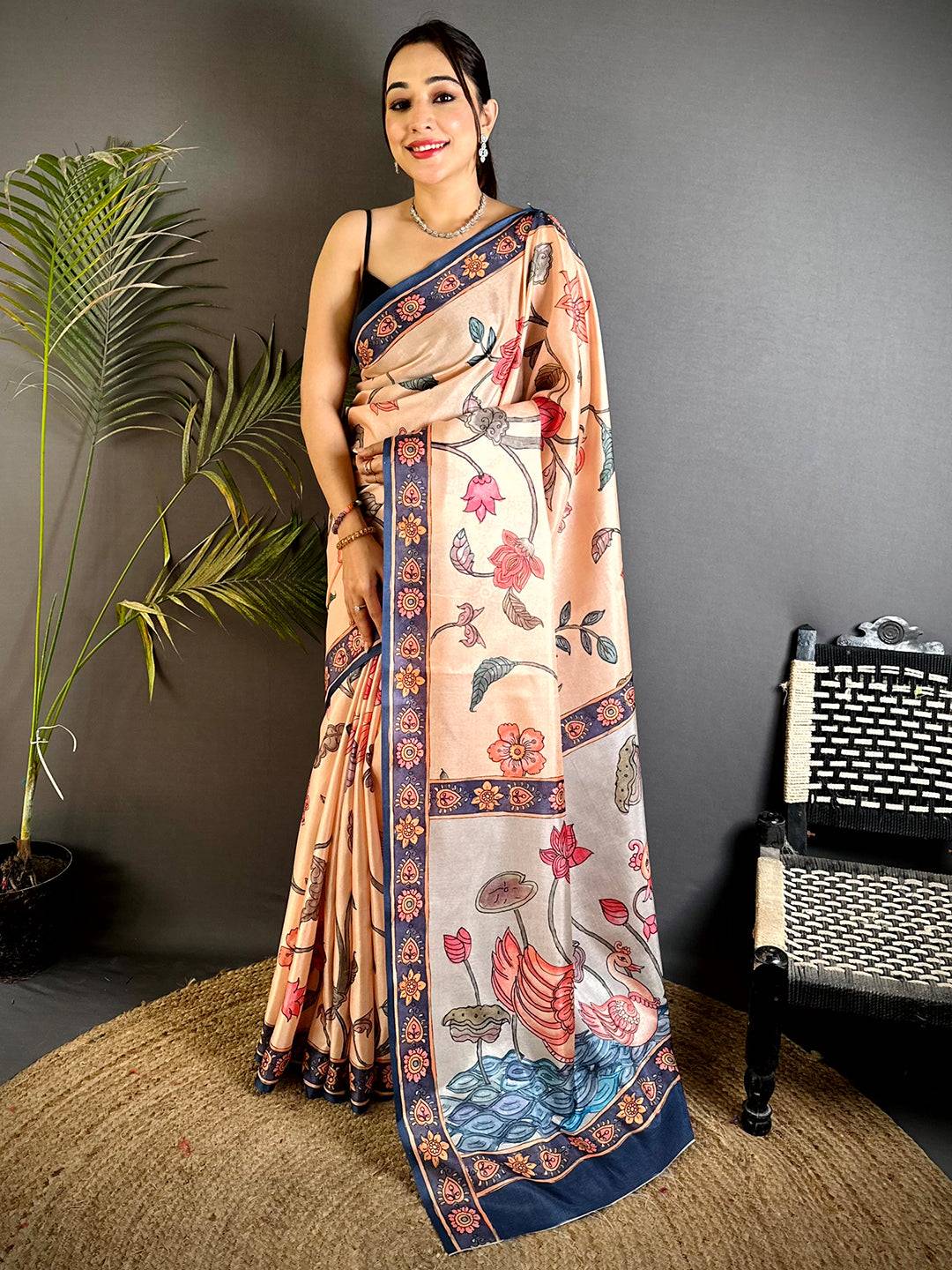 Elegance Swan Pen Kalamkari Art Saree