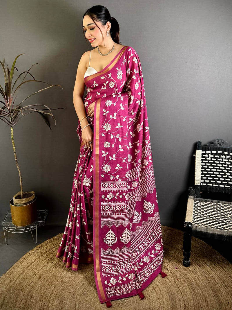 Magenta Leaf Printed Mul Cotton Saree
