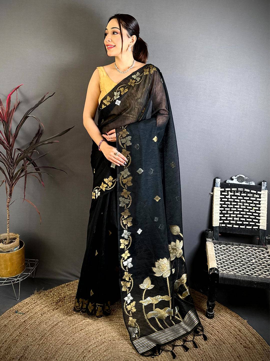 Black Sona Chandi Munga Saree
