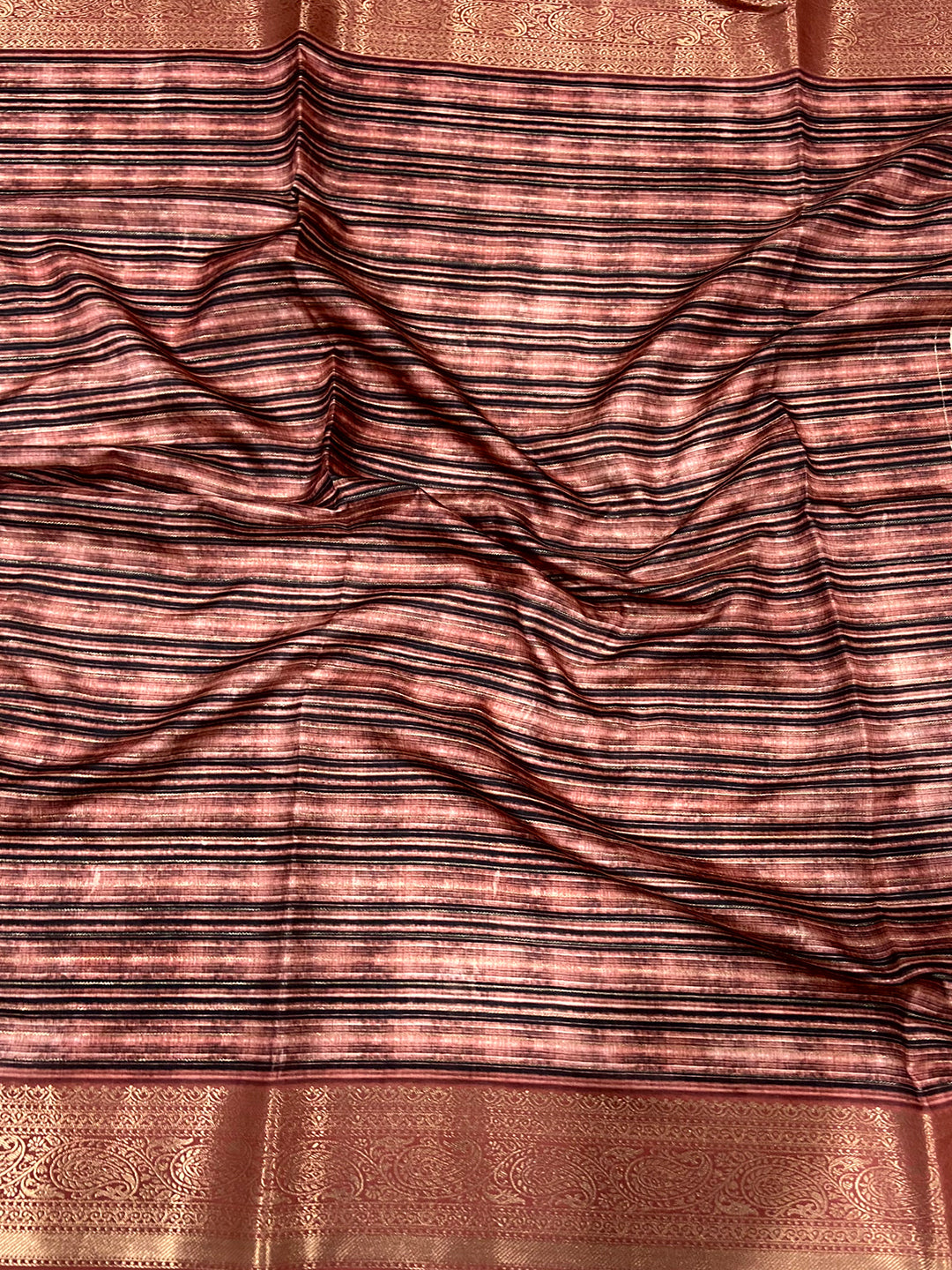 Pink Freehand Design Gadwal Saree