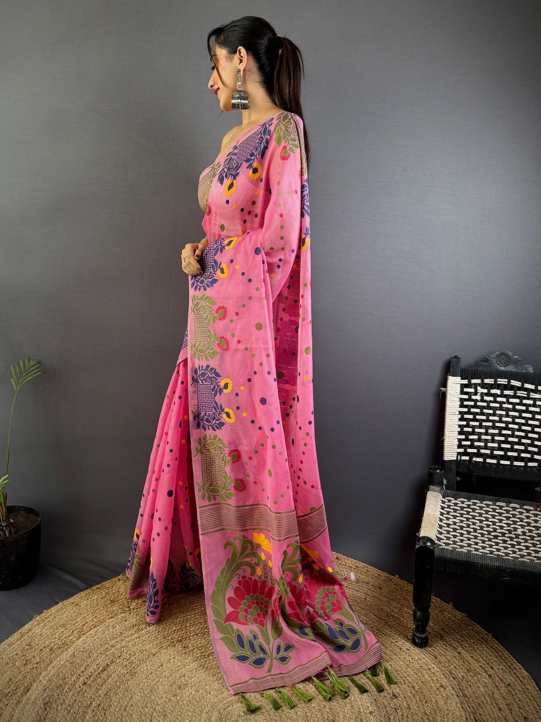 Pink Dhakai Jamdani Cotton Silk Saree