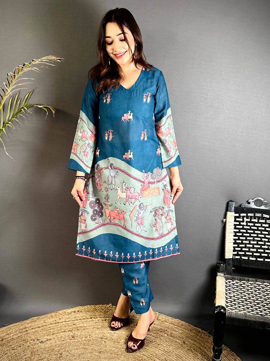 Elegant Kalamkari V Neck Kurti