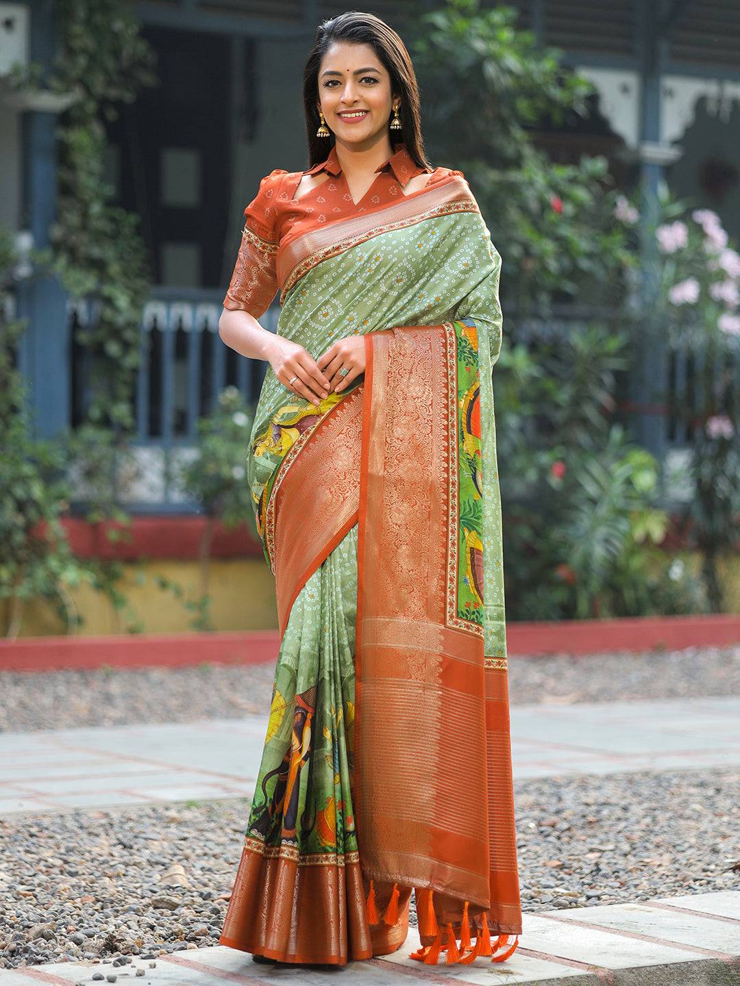 Pista Pure Viscose Dola Silk Saree with Bhandhej Print