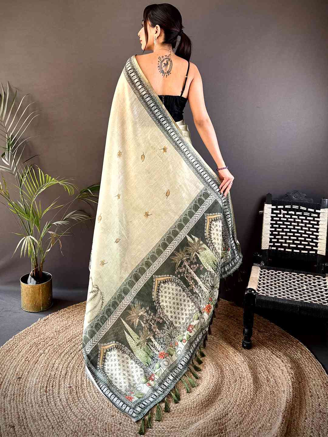 Mint Green Tussar Floral Leaf Print Saree