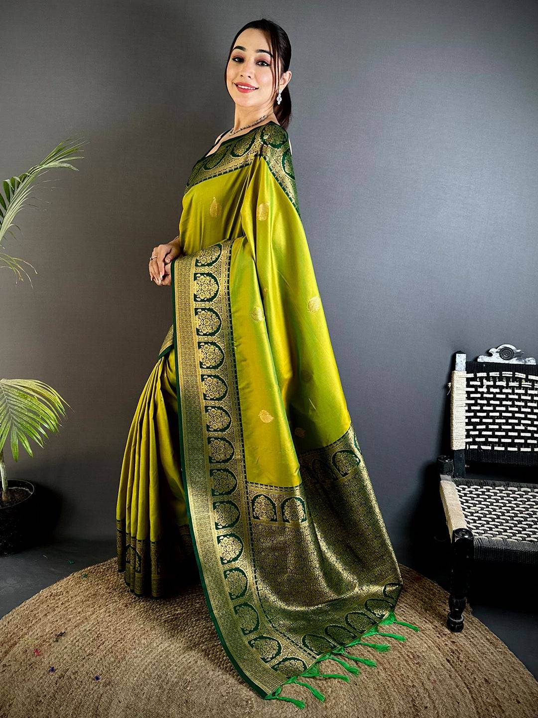 Graceful Soft Silk Swan Motif Saree