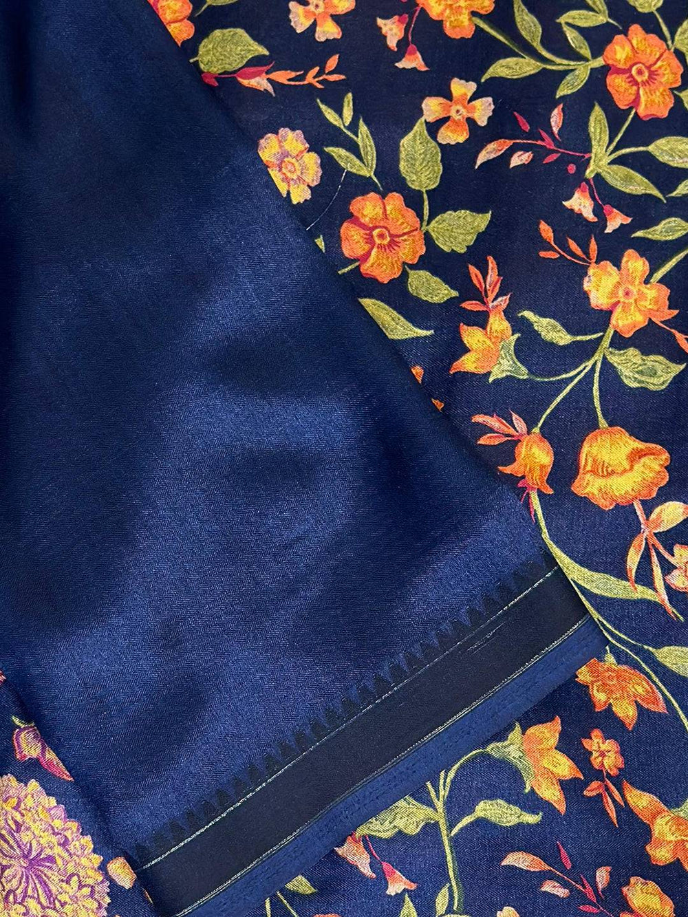 handwoven jacquard border,