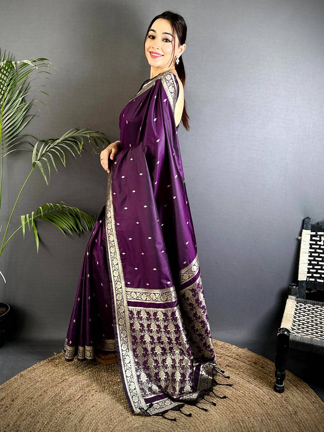 Magenta Celebrity Wear Kanjivaram Saree