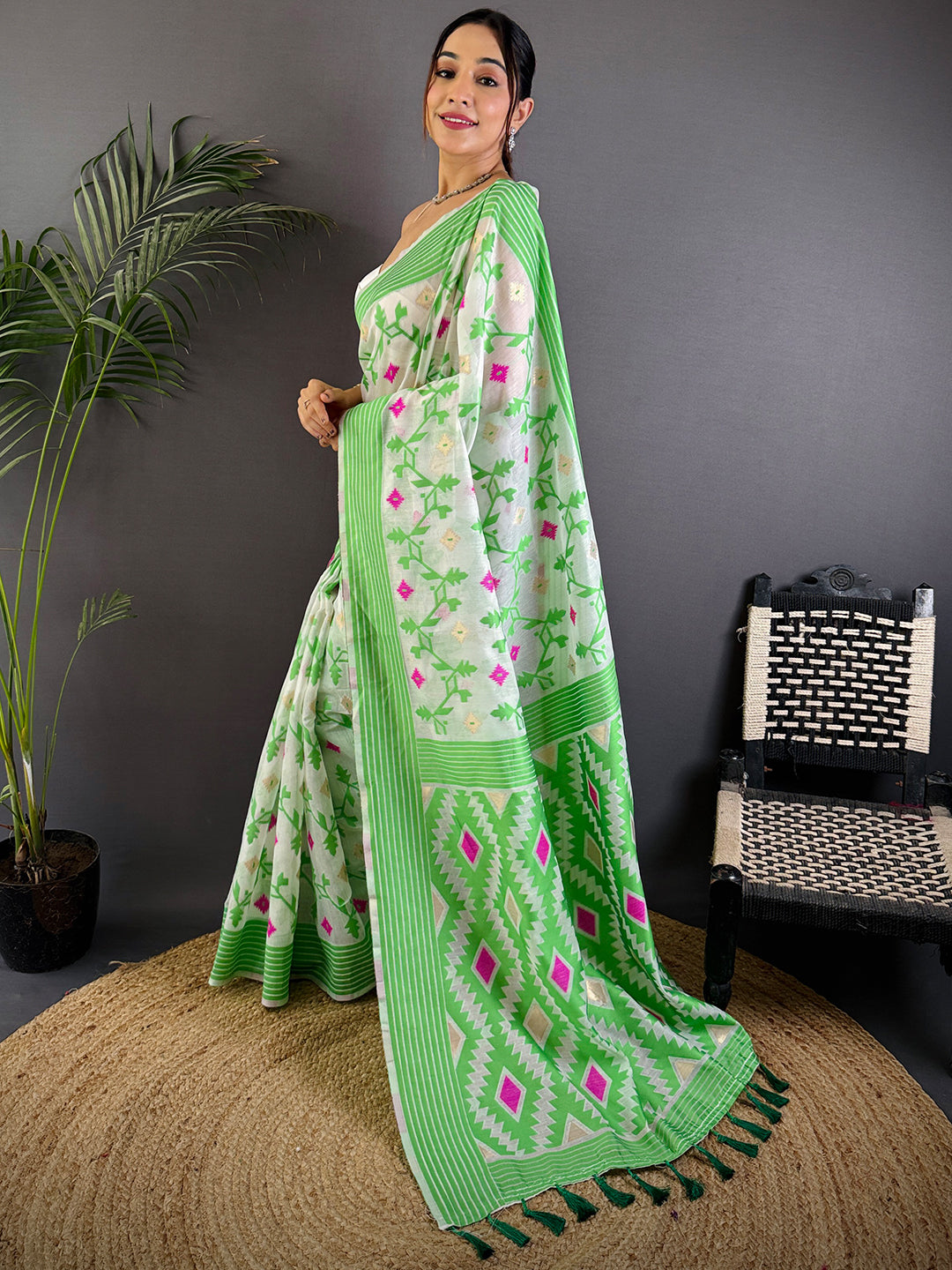White Soft Dhakai Jamdani Silk Saree