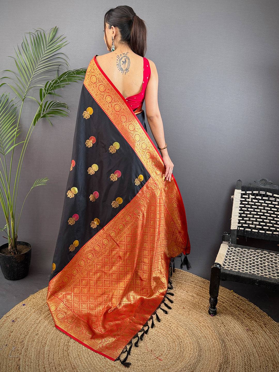 Black Meenakari Butti Soft Gadwal Silk Saree