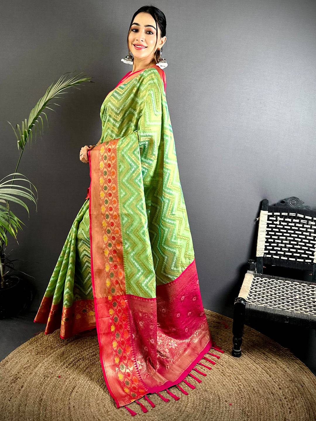 Green Banarasi Zic Zac Katan Silk Saree