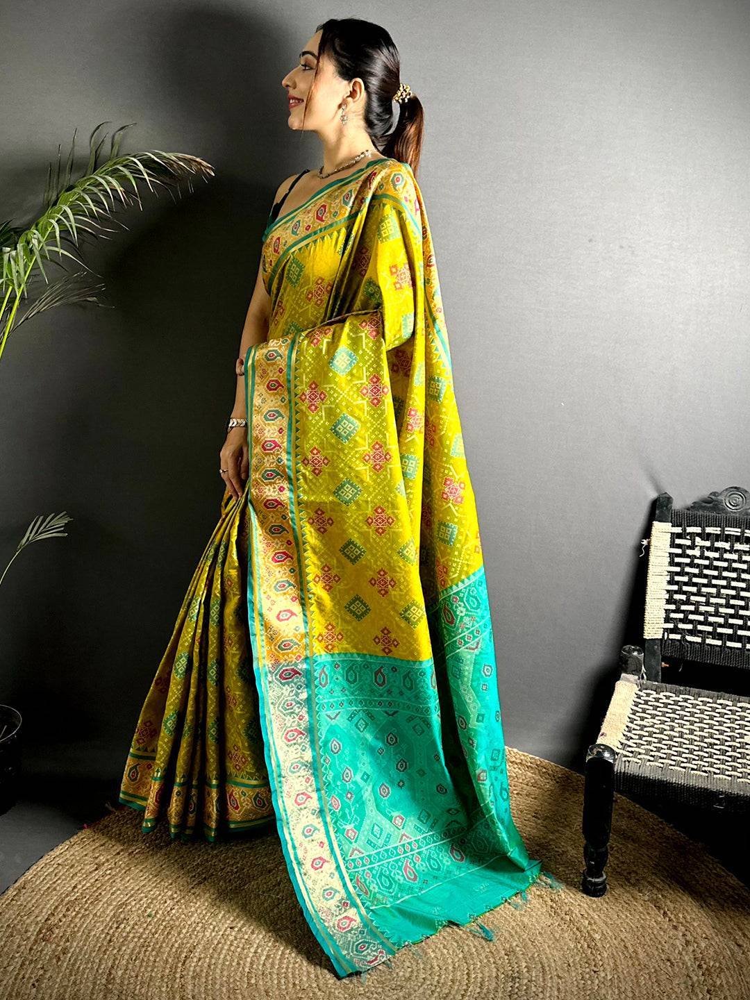 Green Soft Silk Saree With Patola Weaving