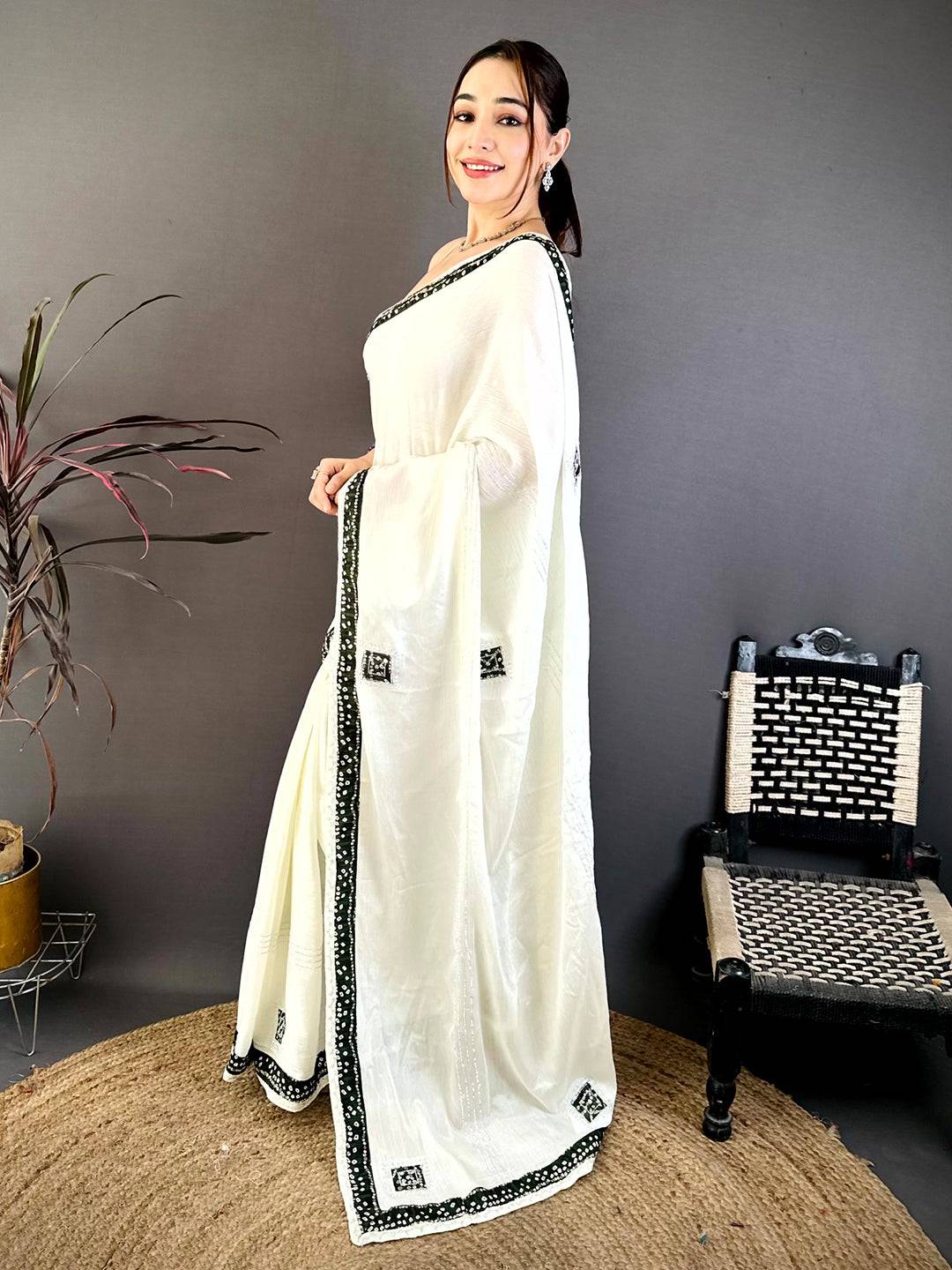 Black Bandhej Butta Chiffon Saree